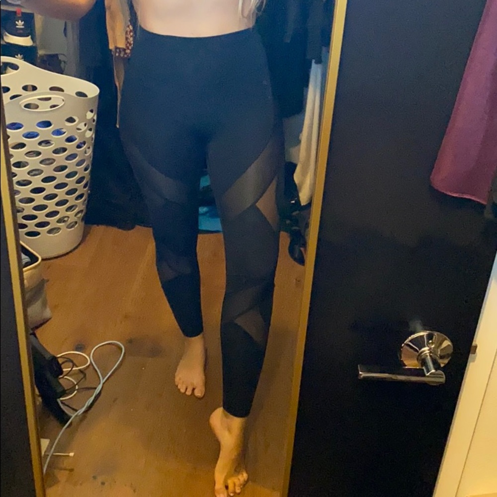 Lulu lemon mesh tights